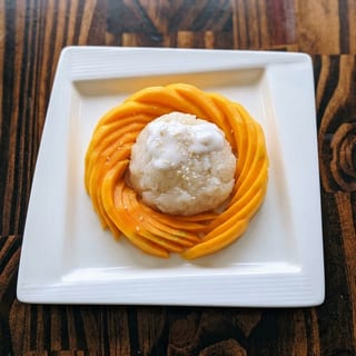 Mango with Sweet Sticky Rice
