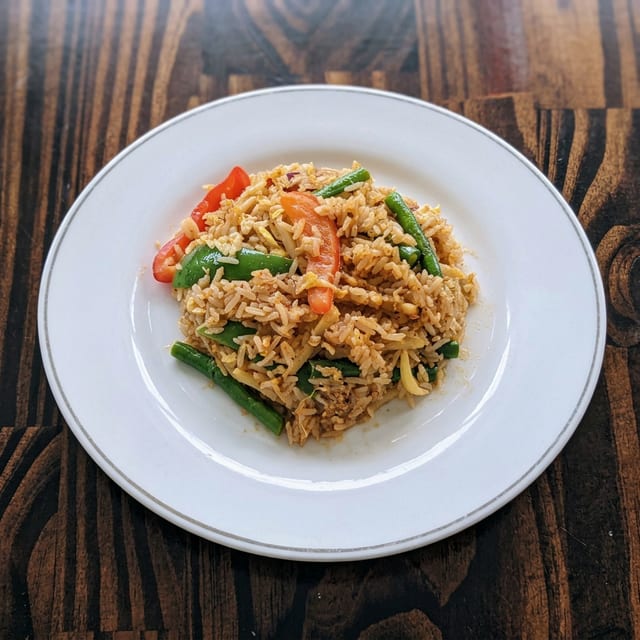 L7. Red Fried Rice.
